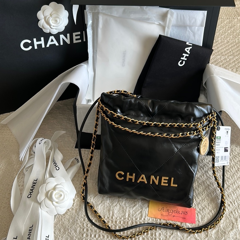 Chanel 22 Mini Handbag Black 23S